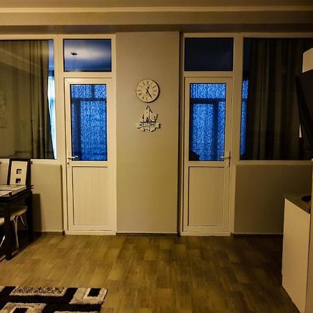 Hotel T Apartment Gonio Luaran gambar